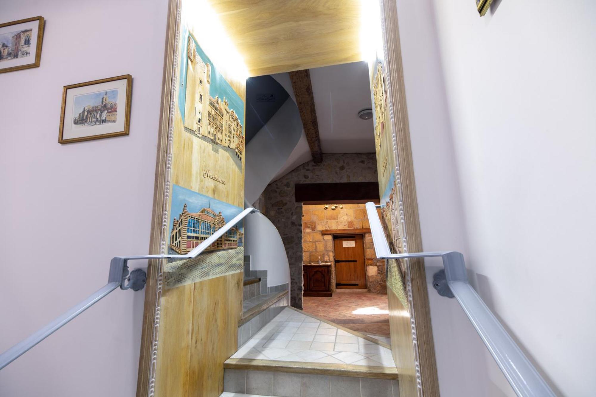 Studio Dans L'Eglise Du Couvent นาร์บอนน์ ภายนอก รูปภาพ